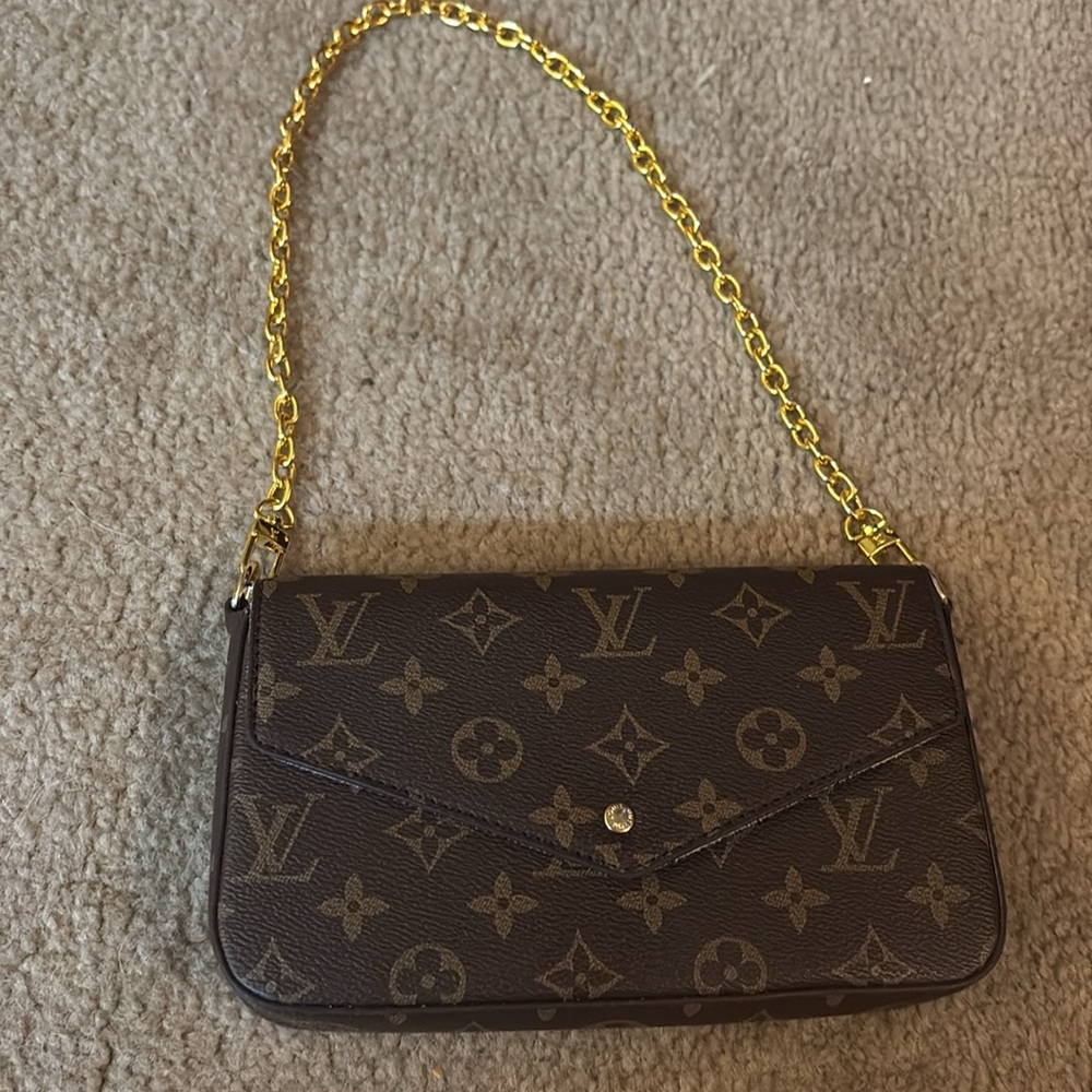 Monogram Pochette Purse